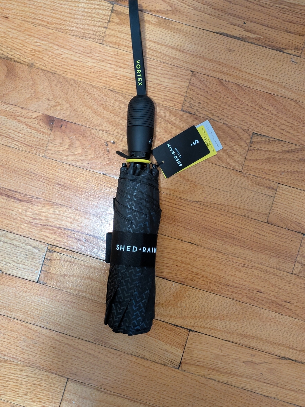 NWT SHED•RAIN Vortex V2 Compact Black Umbrella